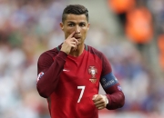 开云FIFA-2026世界杯H组惊天大冷！斯洛伐克2-0完胜英格兰，萨内化身闪电侠打爆三狮防线